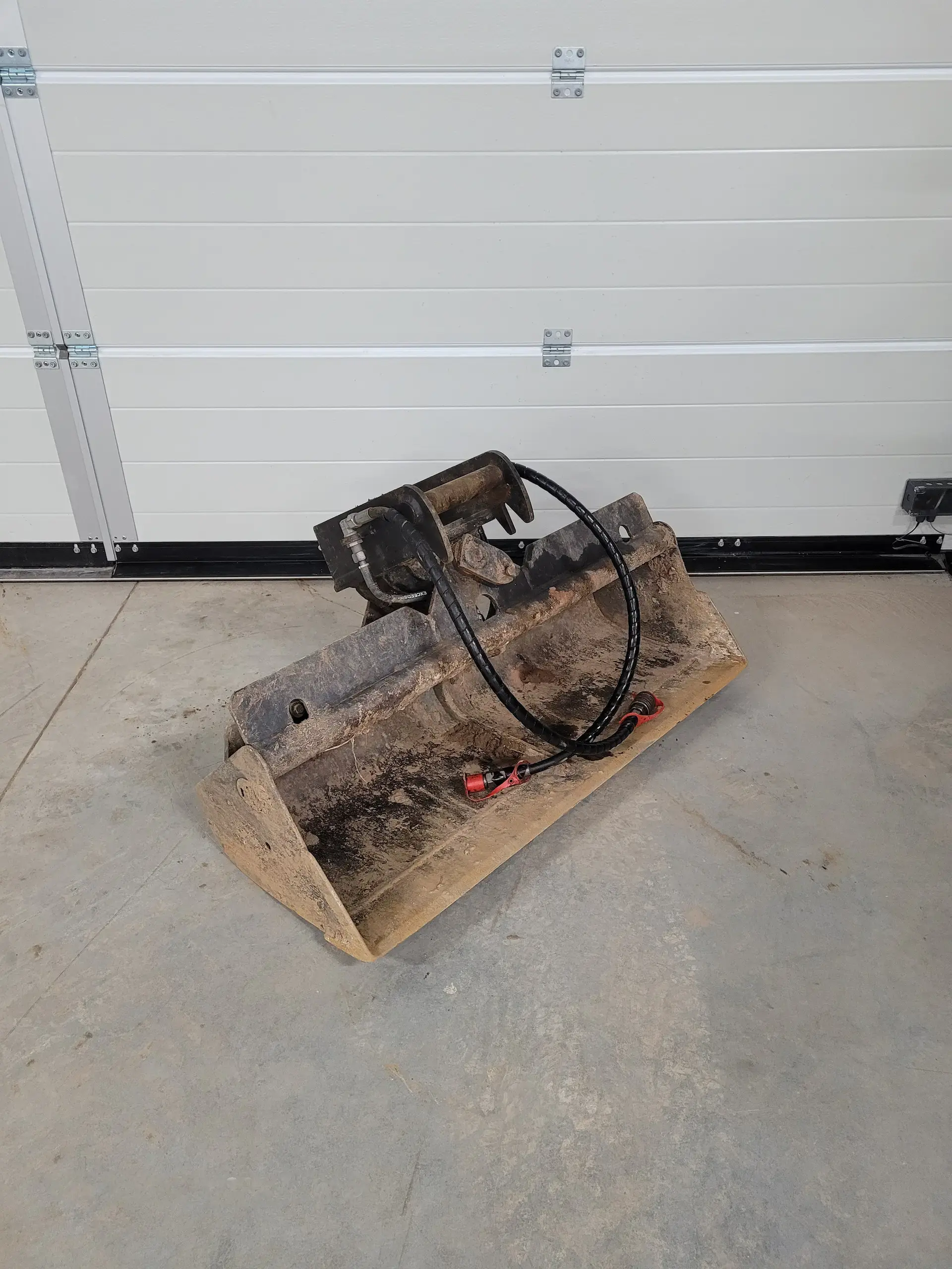 1m Schwenkwanne - Anbauteile Bagger