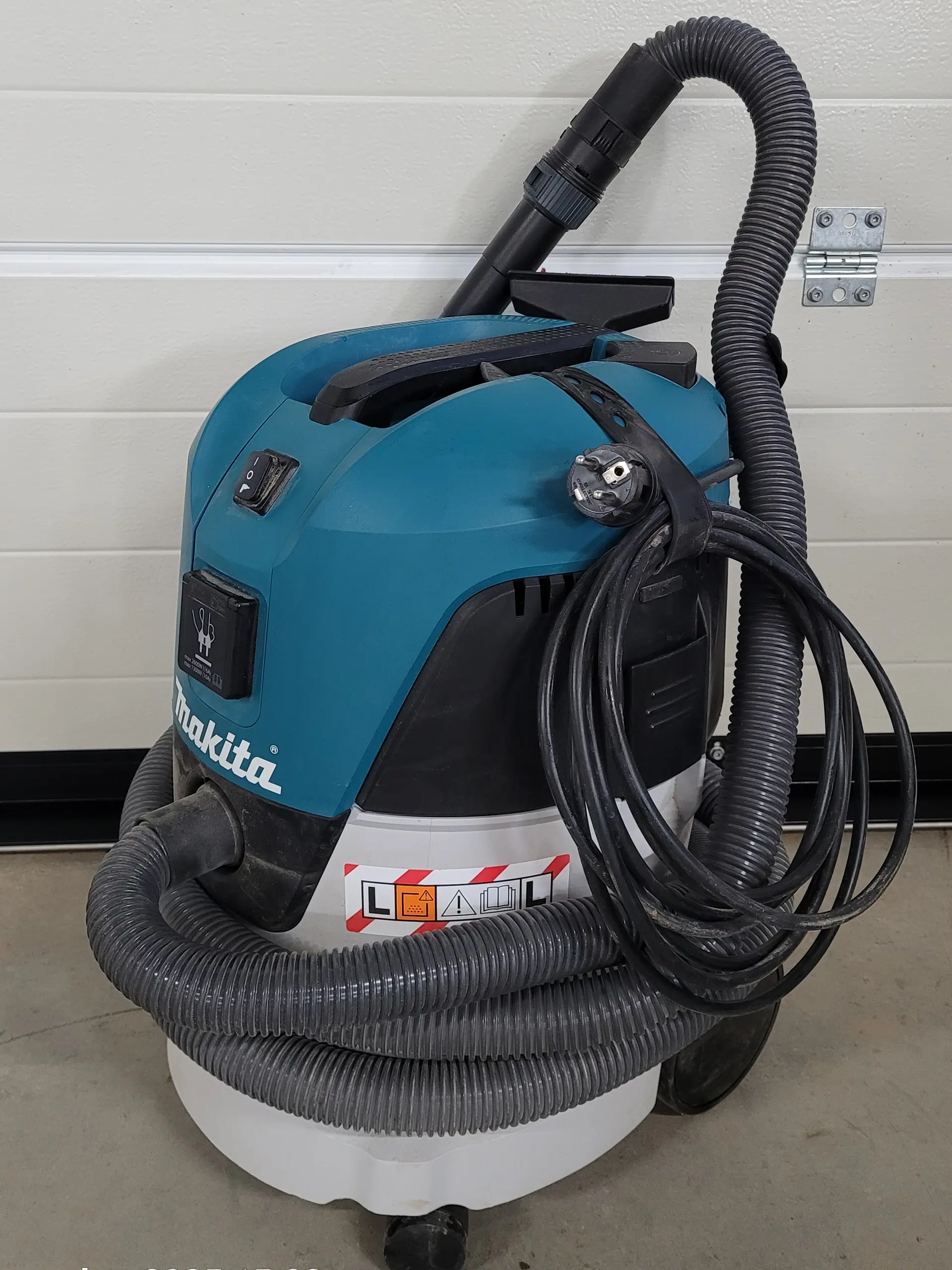 Nass- und Trockensauger - Makita Staubsauger VC2012L für Staubklasse L